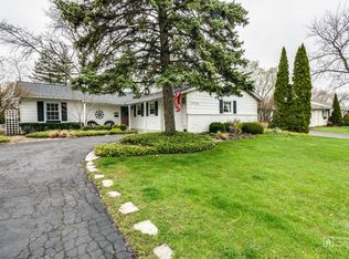 1524 N Kaspar Ave, Arlington Heights, IL 60004