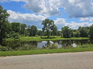Packer Ln, Pardeeville, WI 53954