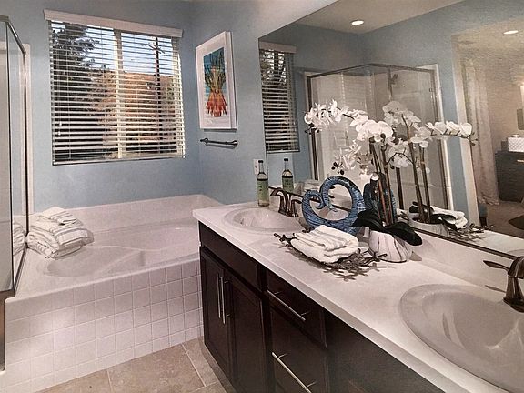 5th image of 8541 N Walnut Way