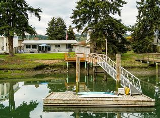 8163 Sandy Hook Dr, Clinton, WA 98236