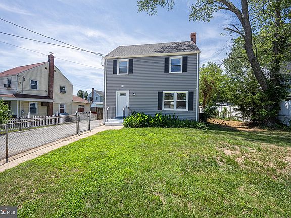 4th image of 21741 Gambier Pl