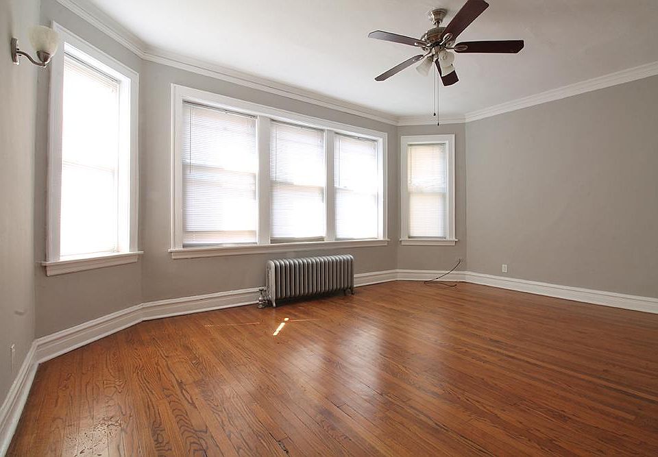 1st image of 1414 N Austin Blvd APT 3W