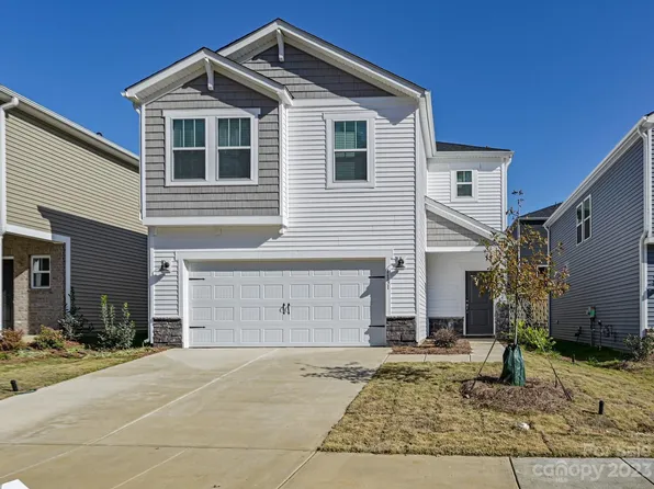 1131 Harland St, Charlotte, NC 28216