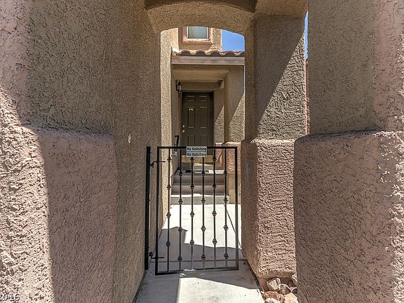4th image of 9124 W Wine Cellar Ave