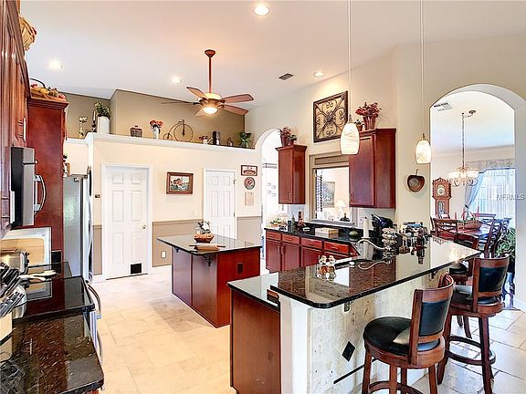 3rd image of 2878 Summer Swan Dr