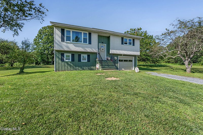 2nd image of 1399 Kania Road