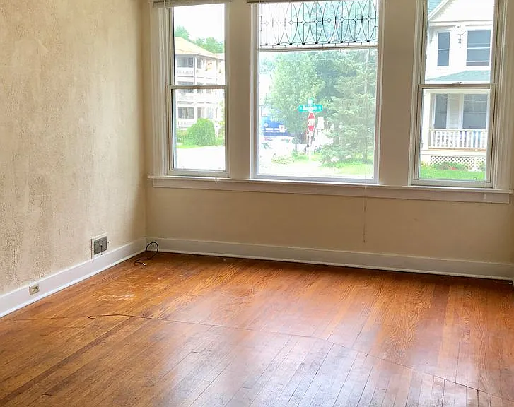 1259 Spaight St — Photo 2