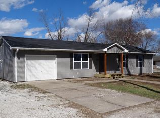 621 E Southgate St, Centralia, MO 65240
