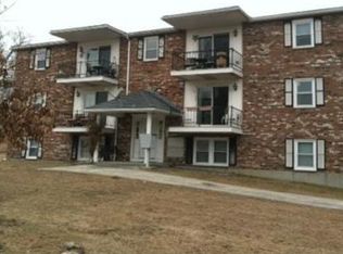 10 Cross St APT 3D, South Grafton, MA 01560