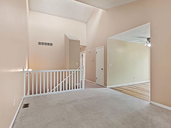 4th image of 2472 S Capri Ln