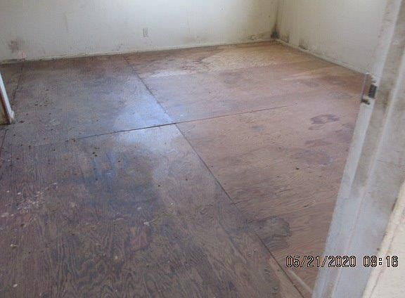 4th image of 36408 Shady Ln