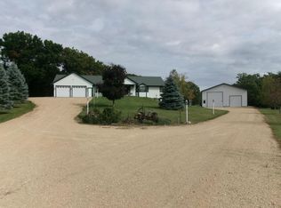 N4900 10th Ave, Montello, WI 53949