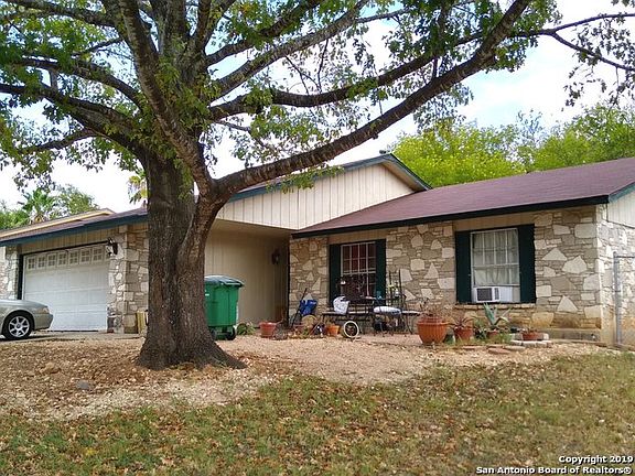 2nd image of 8700 Tamarind St