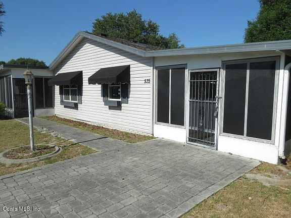 3rd image of 535 Saint Andrews Blvd