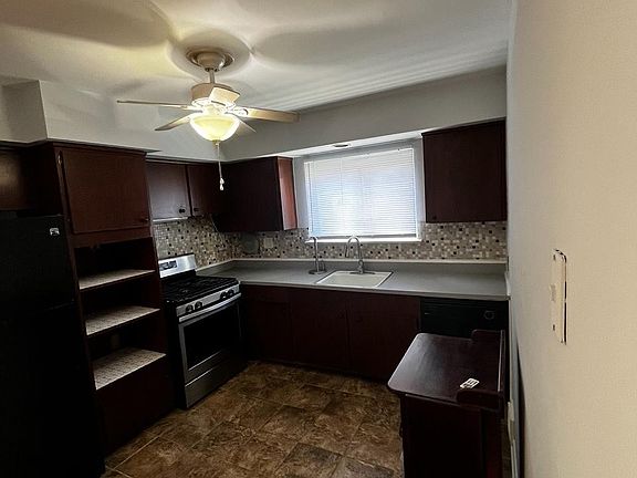 5th image of 9382 Hoff St #B