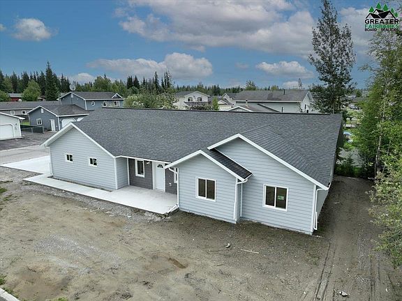 4th image of 595 Audrey Dr