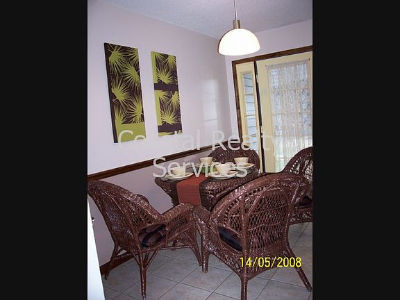 3rd image of 1325 Greendale Ave Unit 5
