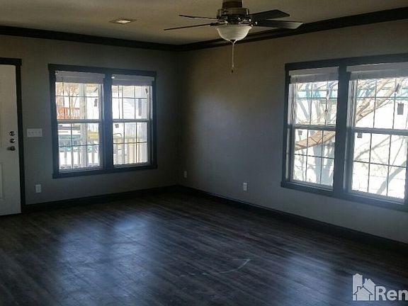 2nd image of 606 Ewing Way