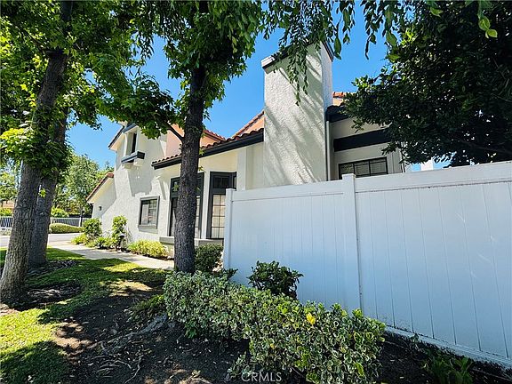 3rd image of 4797 Taranto Way