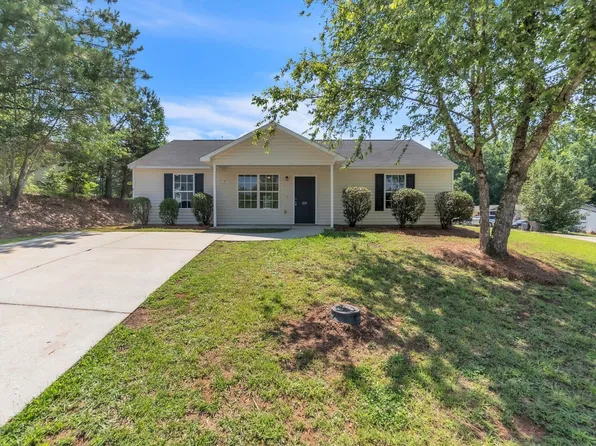 221 Riverbreeze Rd, Greenville, SC 29611