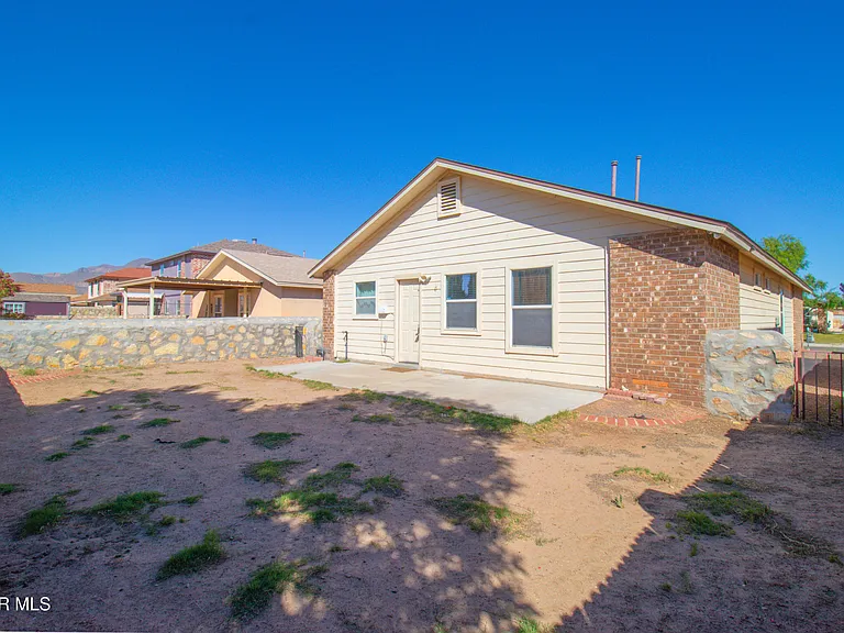 5652 Rick Husband Dr — Photo 29