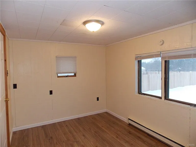 37 Wilna Ave — Photo 19