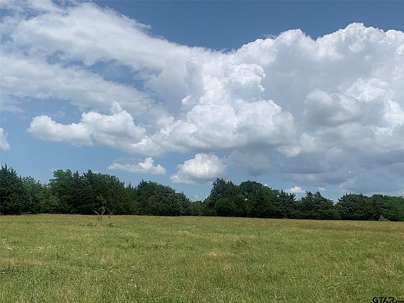 3rd image of Private Road 3537