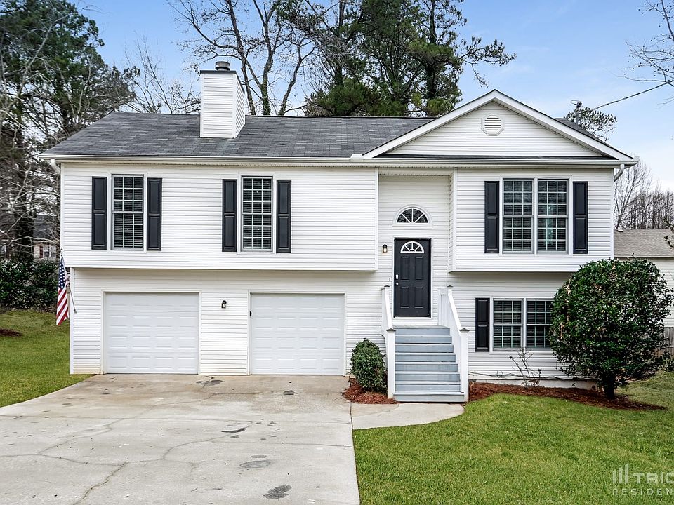1st image of 551 Canterbury Ln