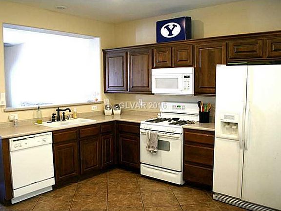 4th image of 10513 Blanca Peak Ave