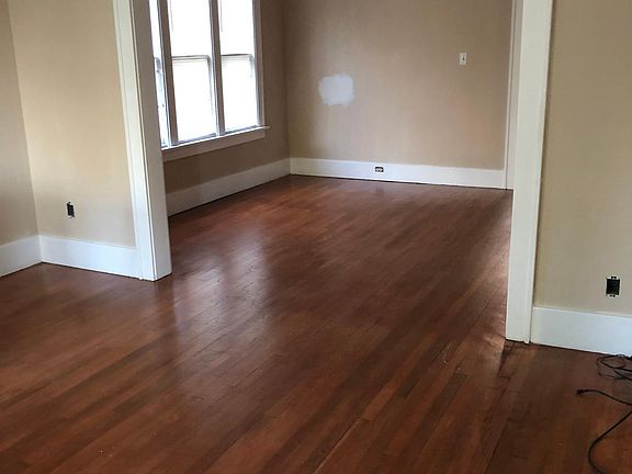 4th image of 1407 Powers Ave NW