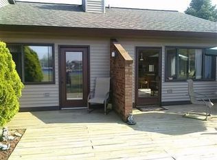 114 Harbor Dr, Ludington, MI 49431