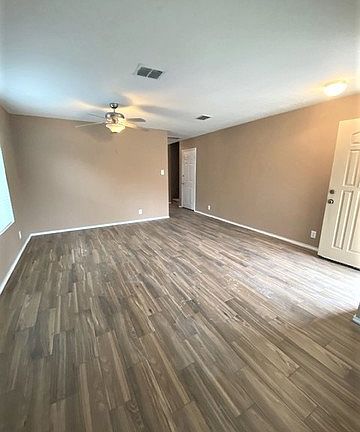 2nd image of 8518 Silver Willow