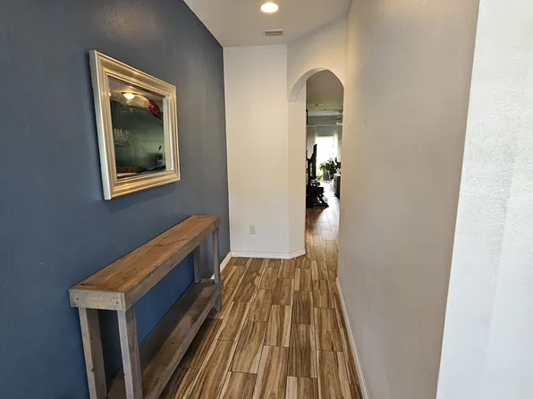 31216 Flannery Ct, Zephyrhills, FL 33543