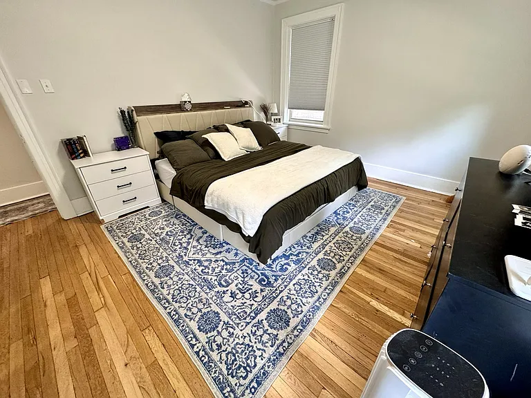 517 Saint James Pl #517 — Photo 5