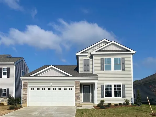 163 Peck Ln, Suffolk, VA 23434