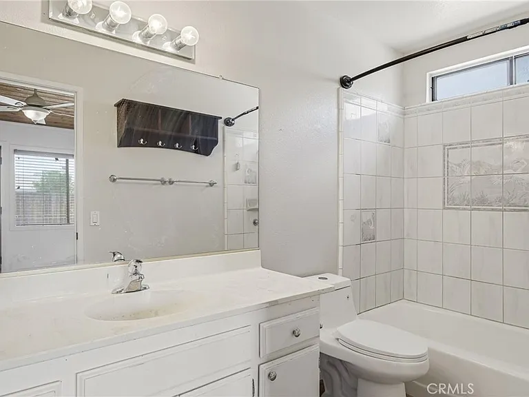29628 Squaw Valley Dr — Photo 23