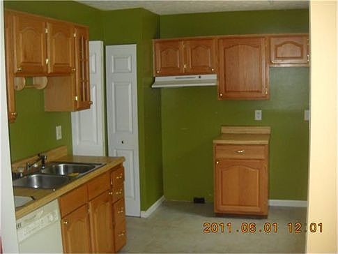 4th image of 5309 Telford Ct