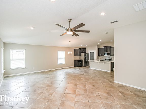 4th image of 12377 Itani Way