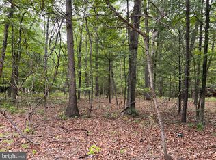 6 Hickory Loop, Hedgesville, WV 25427