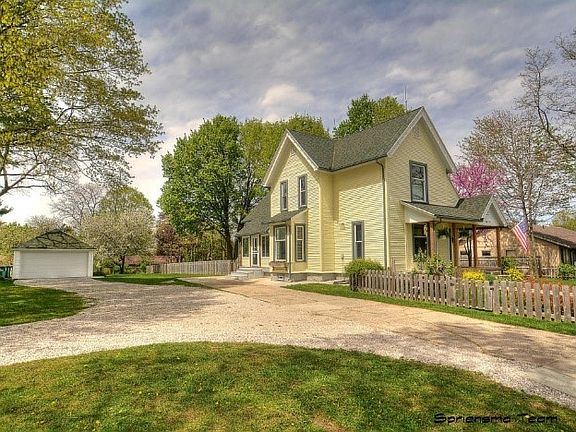 2nd image of 4879 Kalamazoo Ave SE
