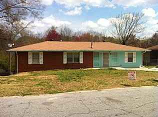 6048 Park Dr, Forest Park, GA 30297