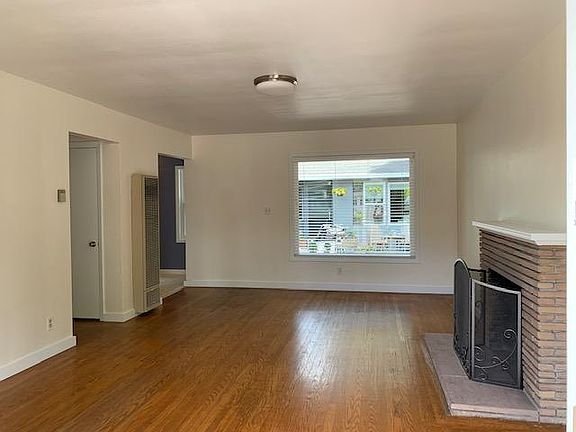 4th image of 855 Cambridge Ave