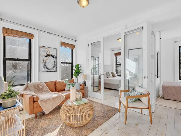 224 E 11th St APT 22, Manhattan, NY 10003
