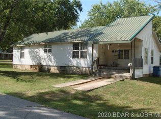 111 W Autry St, Eldon, MO 65026