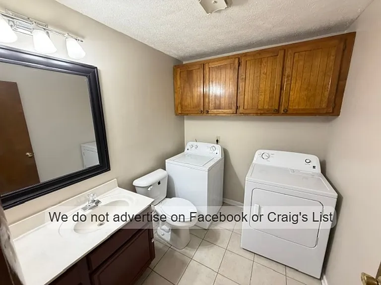 3517 Gowan Ln — Photo 6
