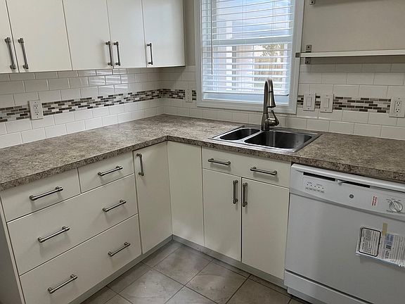 Kitchen - new dishwaser