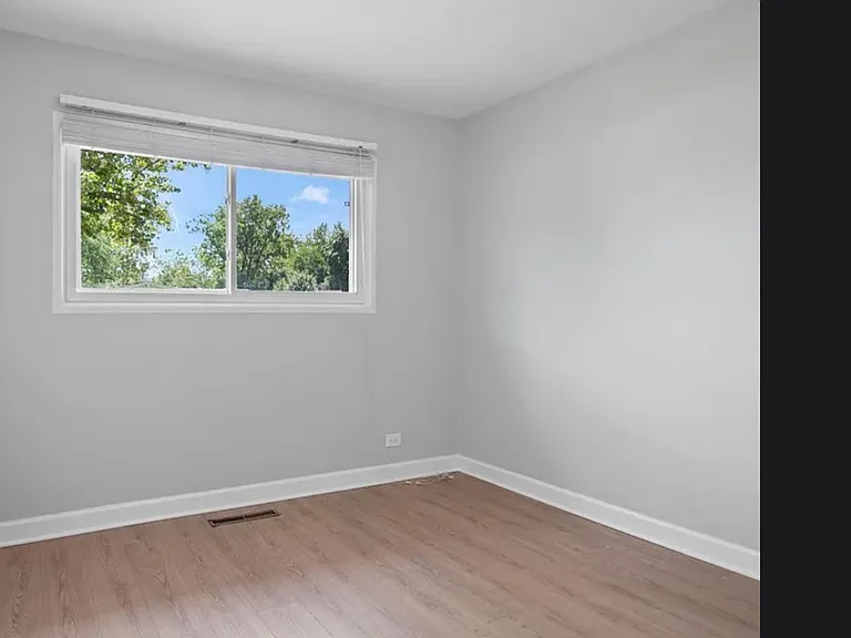 500 Cherry Cir — Photo 8
