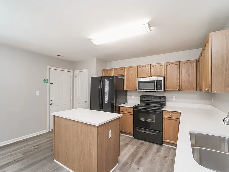5122 Grays Ridge Dr — Photo 7