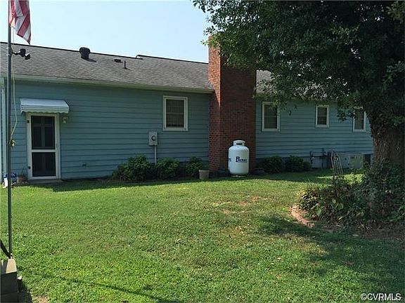 3rd image of 4001 Kippax Dr