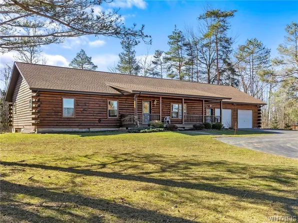 5425 Chestnut Ridge Rd, Orchard Park, NY 14127
